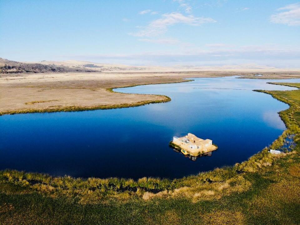 Qhapaq Lago Titicaca - Peru Puno Bagian luar foto